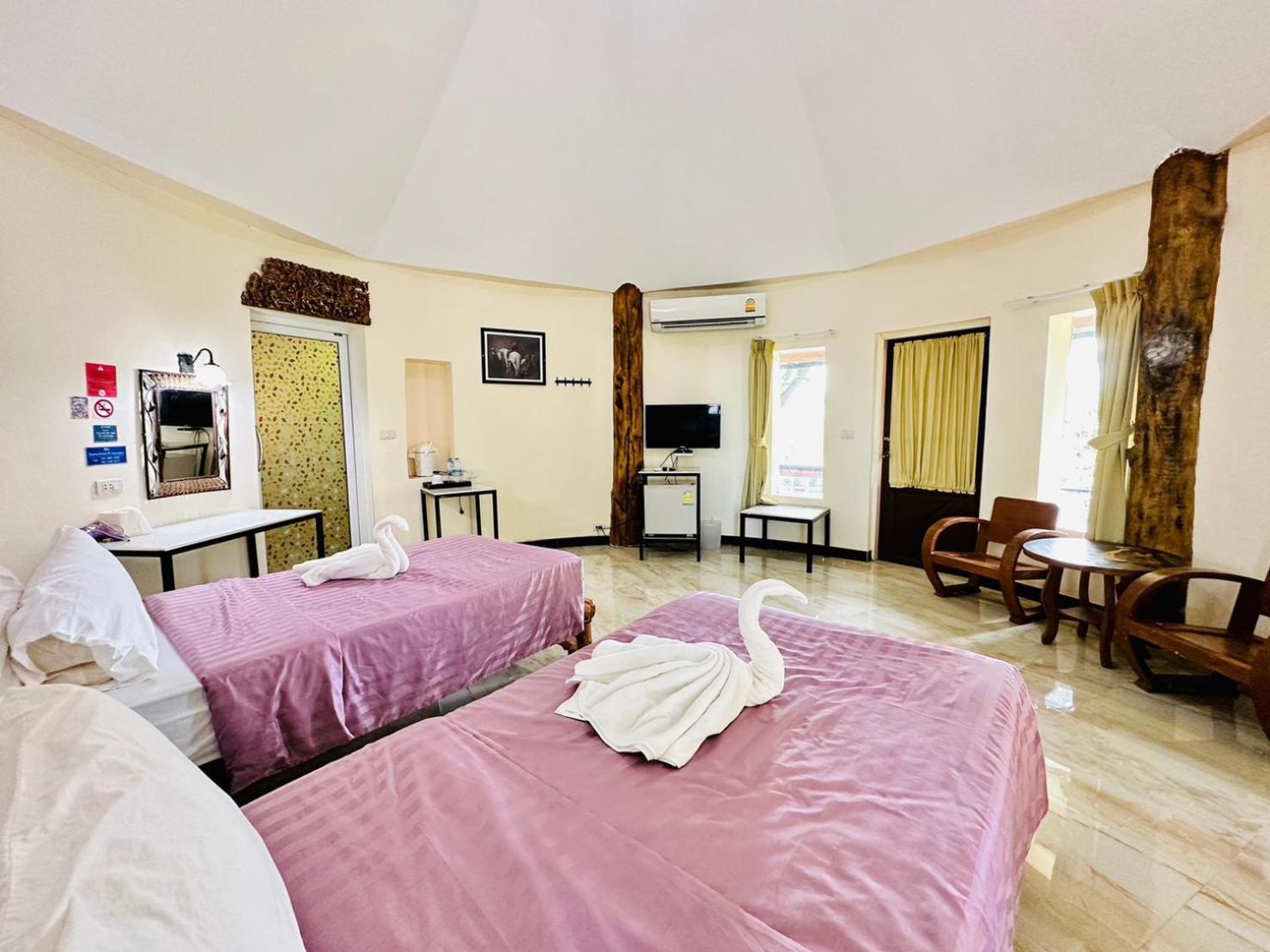 Yoko River Kwai Resort Ban Huai Maenam Noi Εξωτερικό φωτογραφία