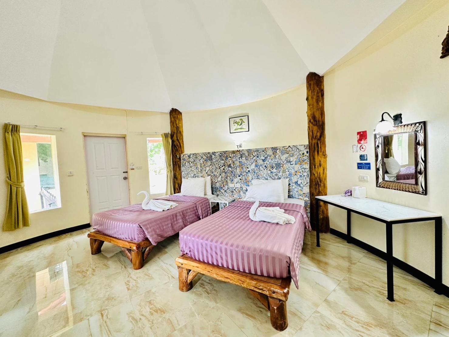 Yoko River Kwai Resort Ban Huai Maenam Noi Εξωτερικό φωτογραφία