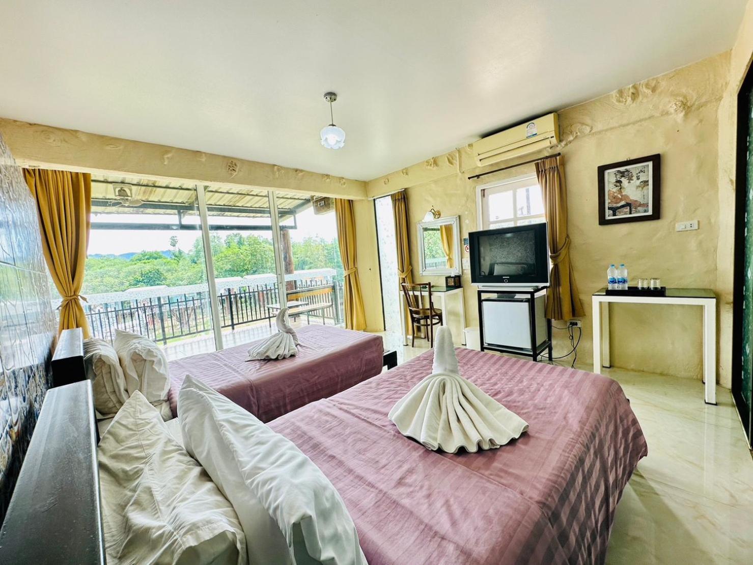 Yoko River Kwai Resort Ban Huai Maenam Noi Εξωτερικό φωτογραφία